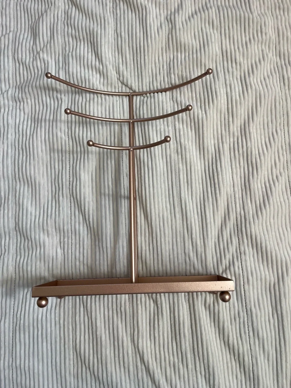 Metal Jewelry Tree Stand in Rose Gold